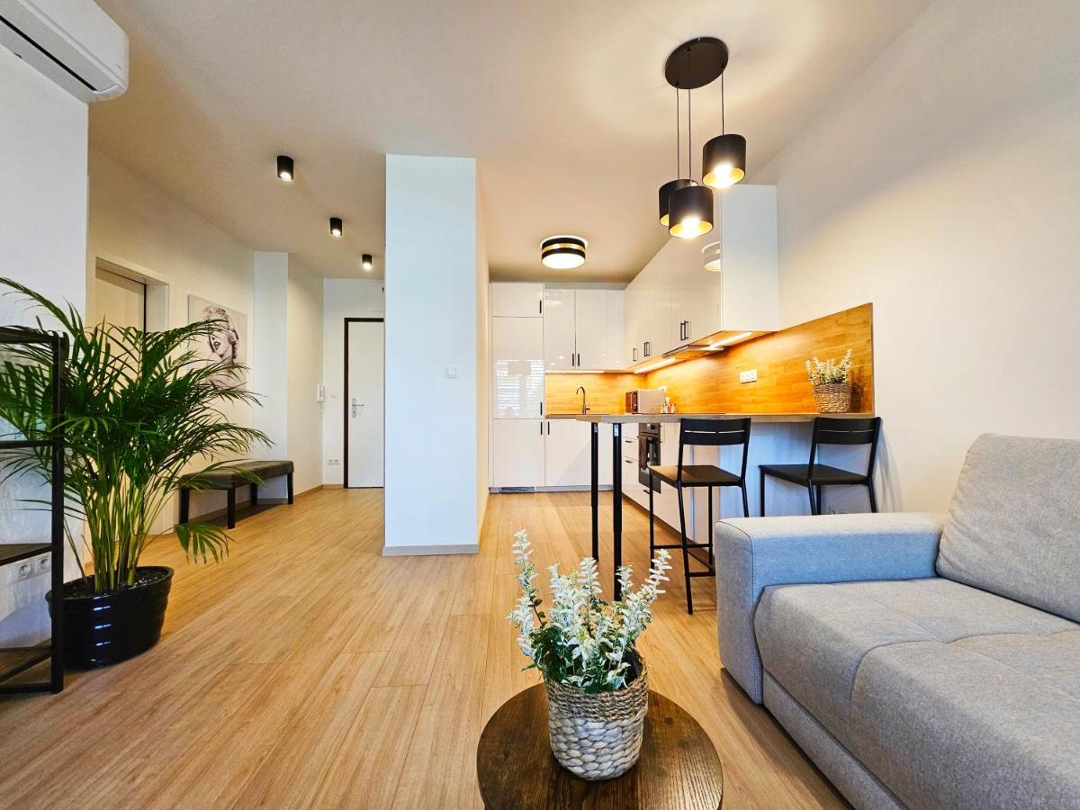 2 Room Apartment, New Building, Bosakova Street, 29 Bratislava Exteriér fotografie